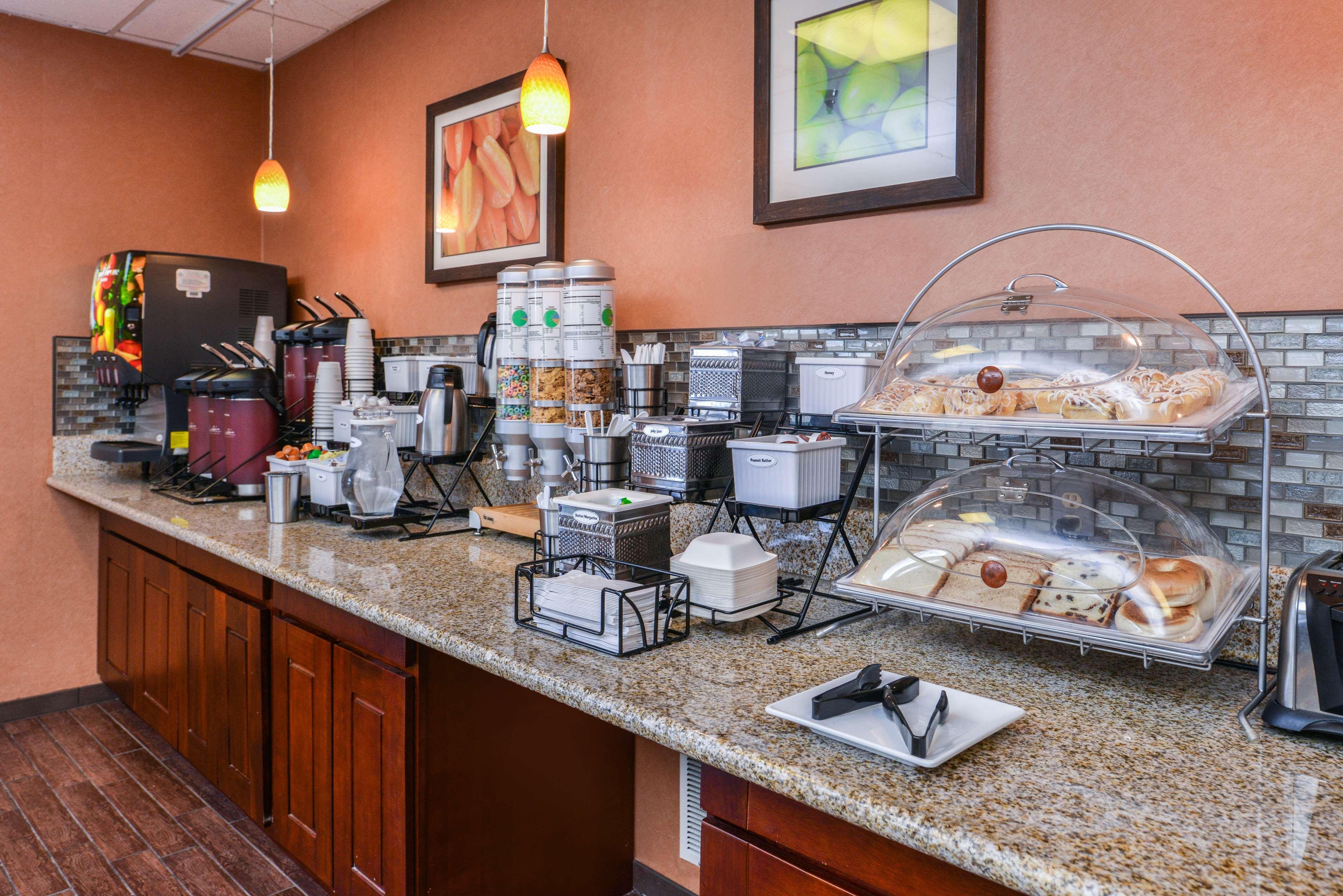 Best Western Plus Rama Inn Redmond Exteriér fotografie