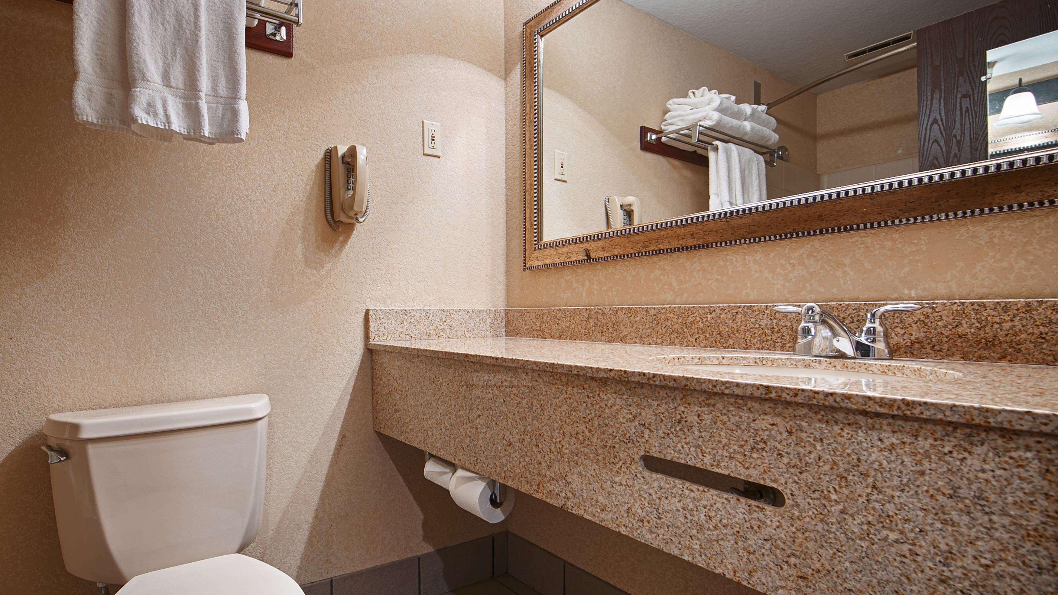 Best Western Plus Rama Inn Redmond Exteriér fotografie